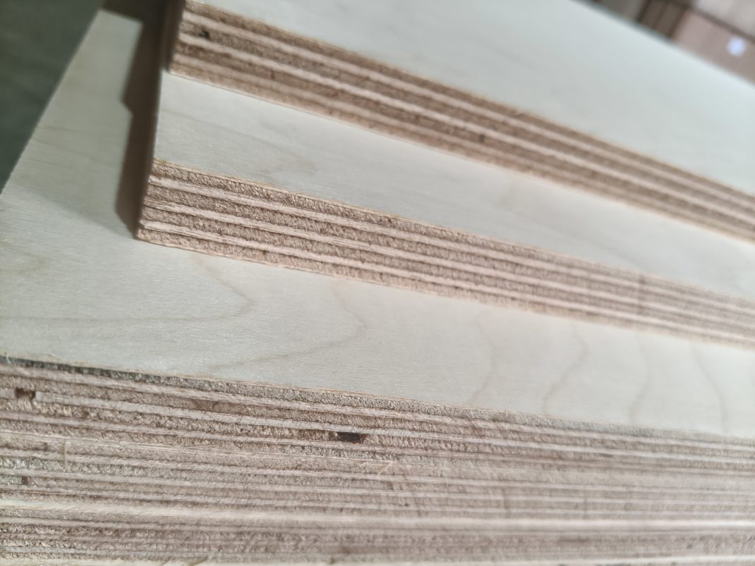 Gabon White Birch Plywood with 100% Whole Pieces Okoume Core veneer